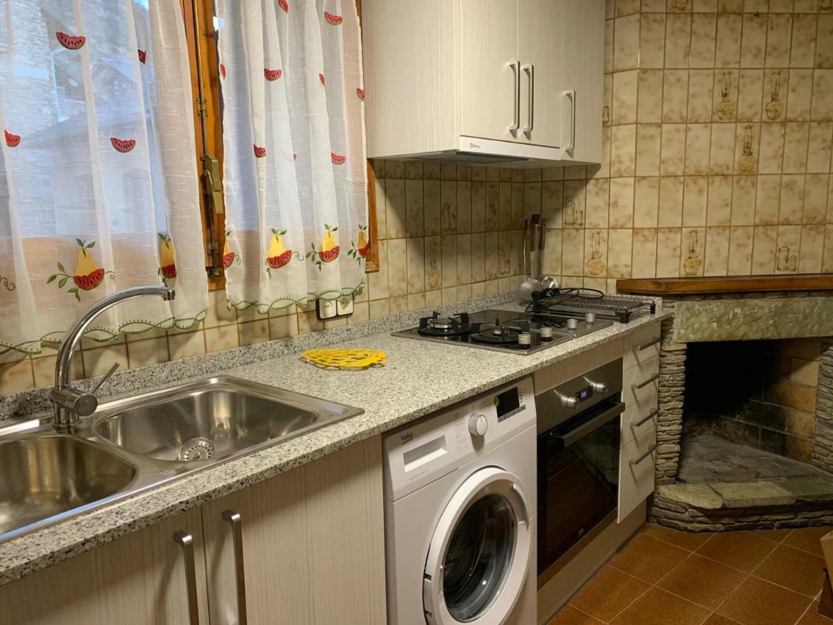 Casa Serraller Эстерри-д'Анеу Экстерьер фото